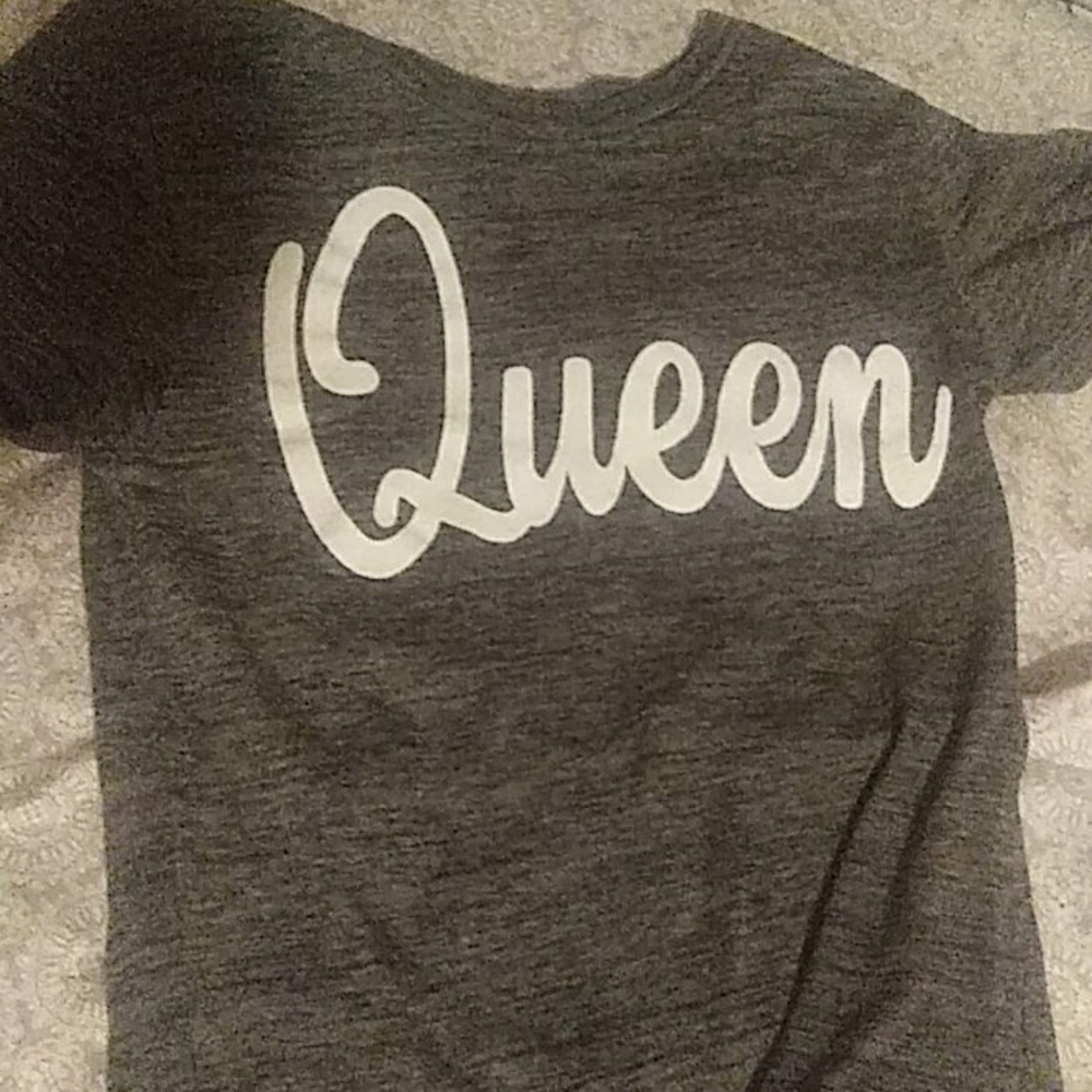 T- shirt